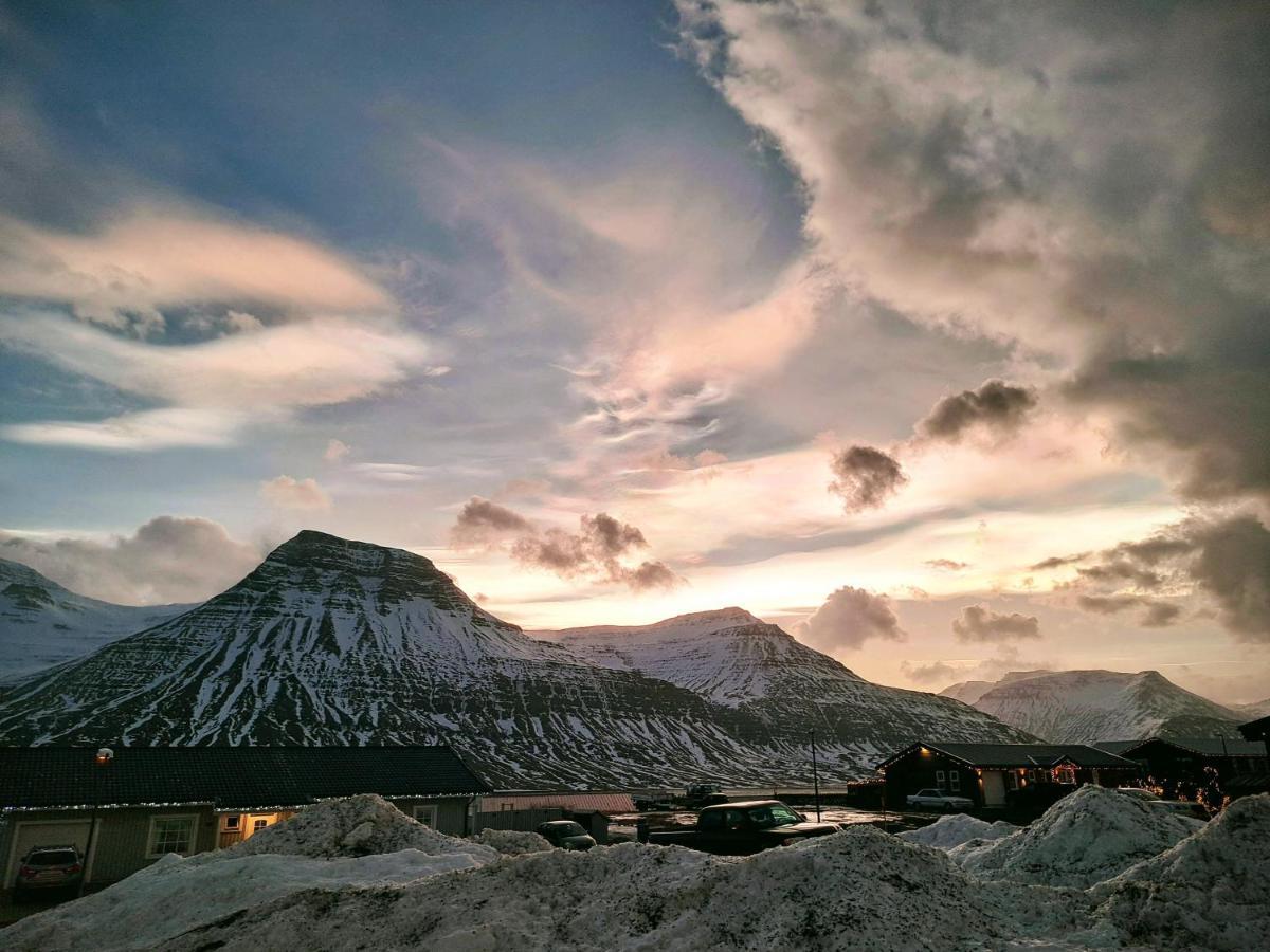 Reydarfjordur Apartment Buitenkant foto
